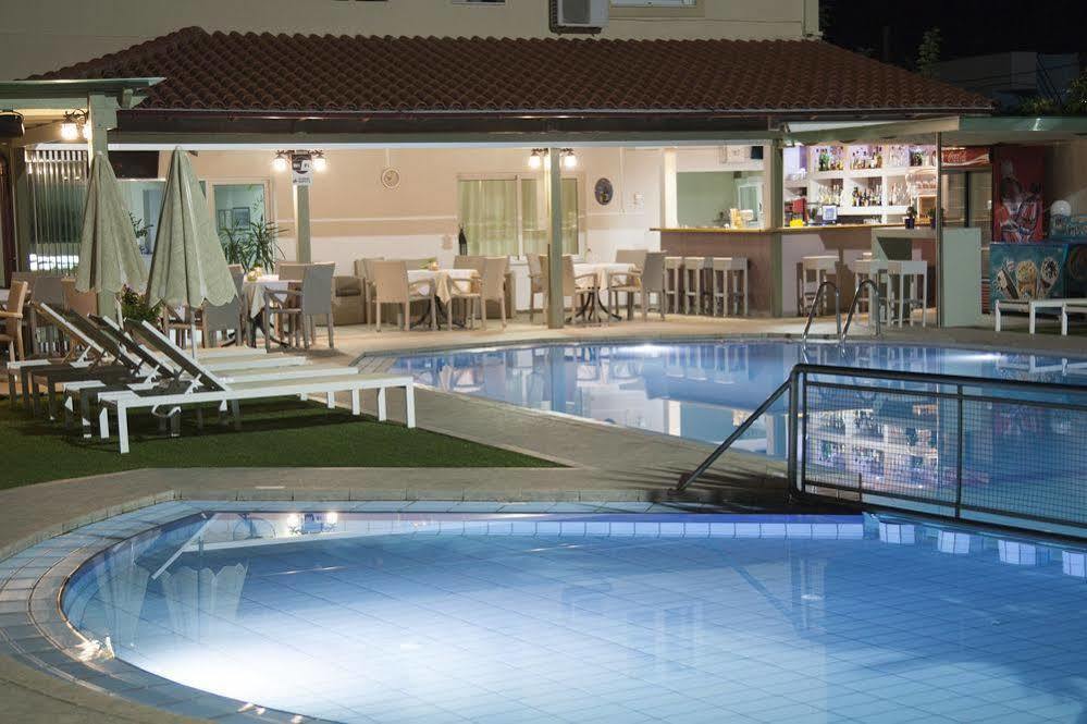 Blue Sky Apartment Agia Marina  Bagian luar foto