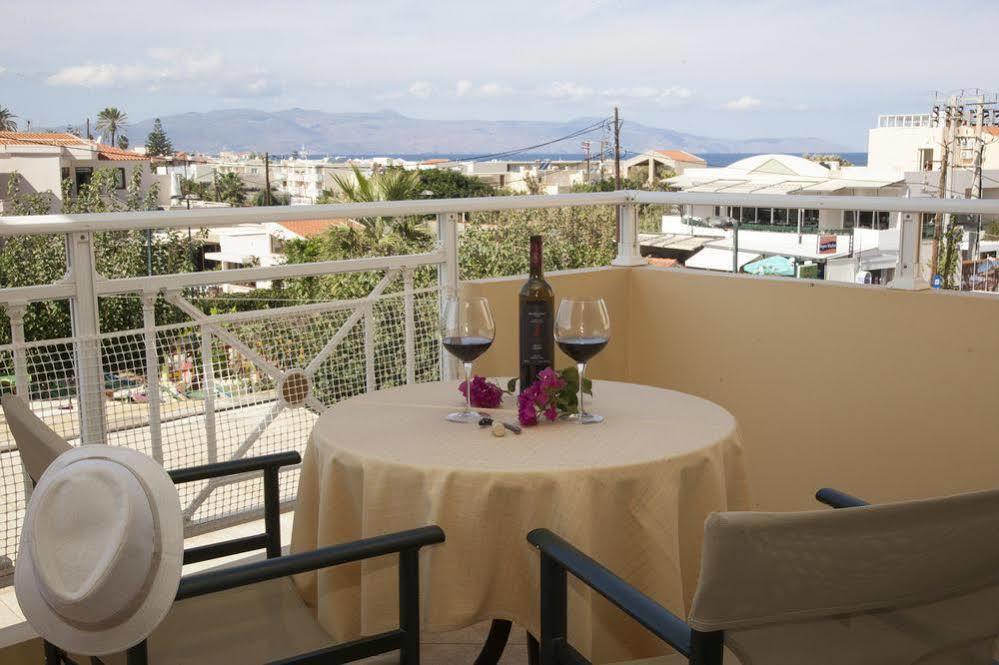 Blue Sky Apartment Agia Marina  Bagian luar foto