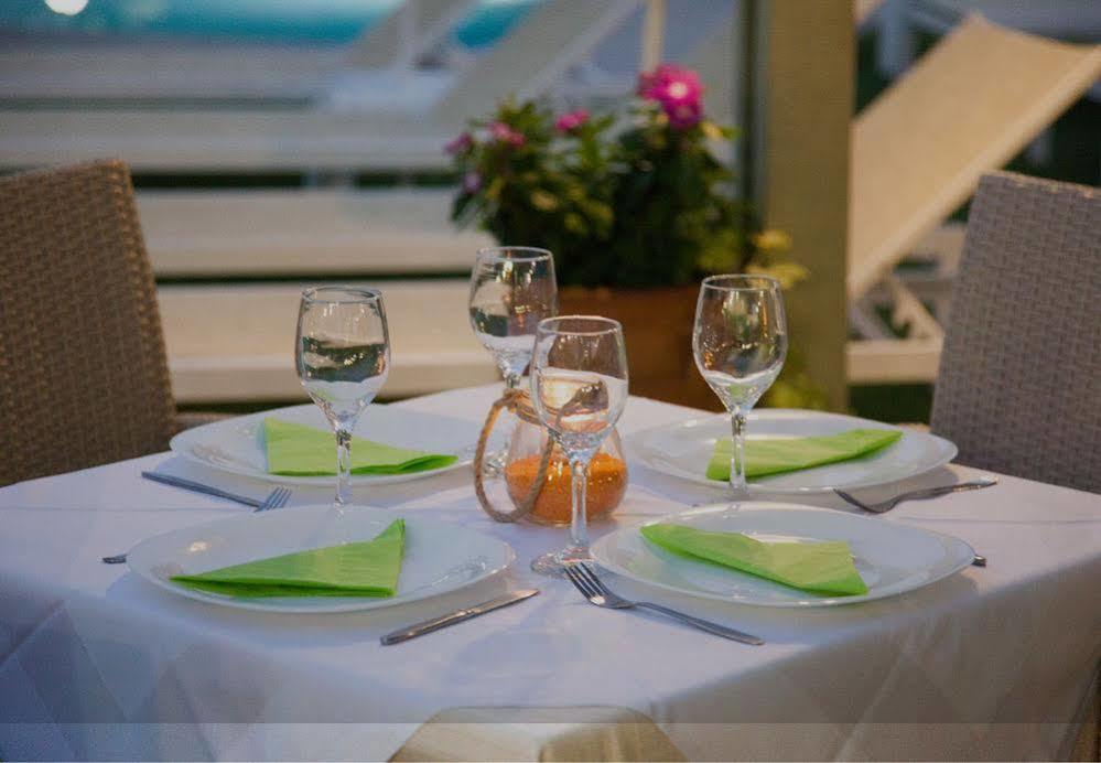 Blue Sky Apartment Agia Marina  Bagian luar foto